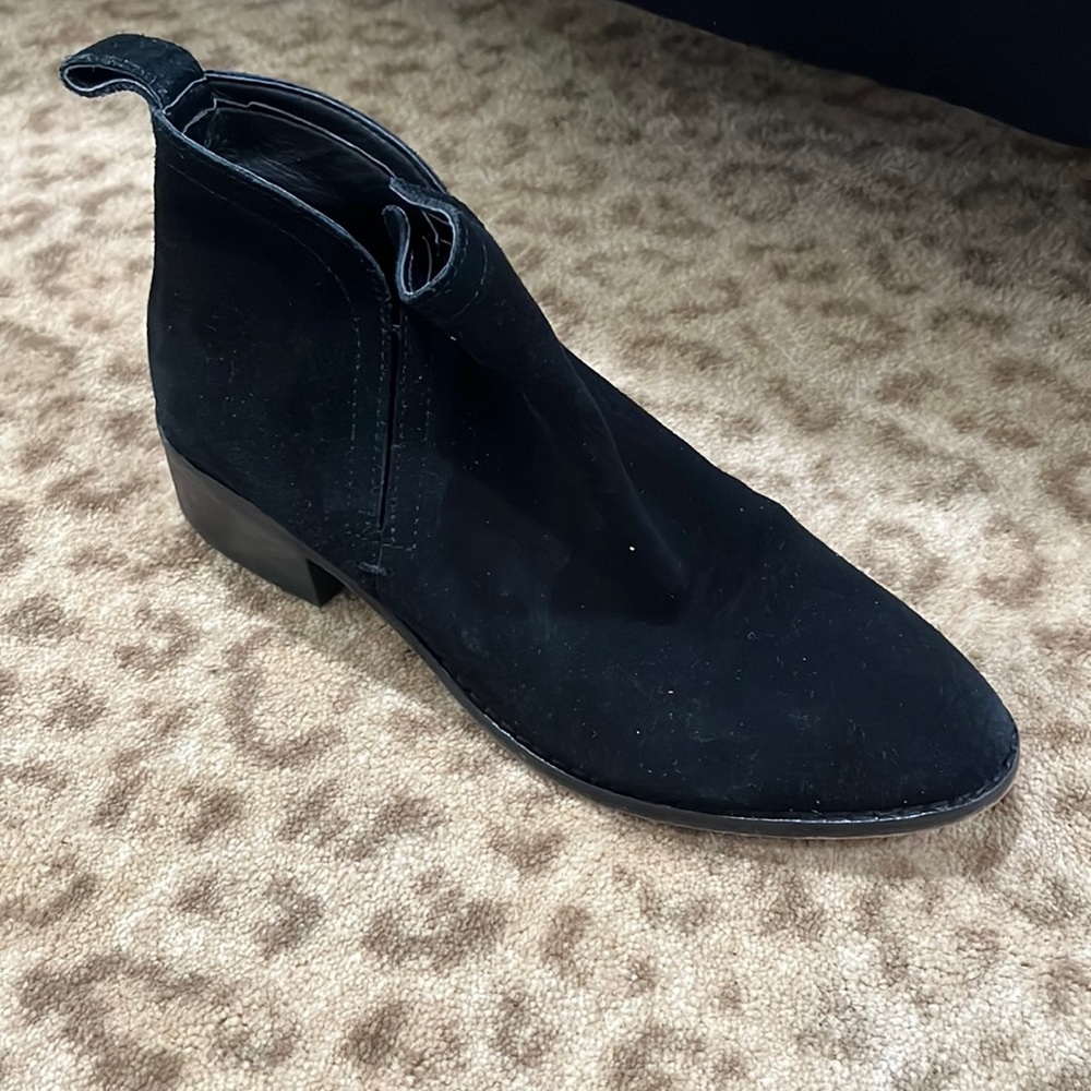 Dolce vita suede ankle boots